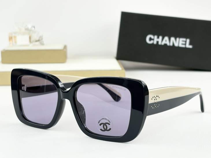 Picture of Chanel Sunglasses _SKUfw79721547fw